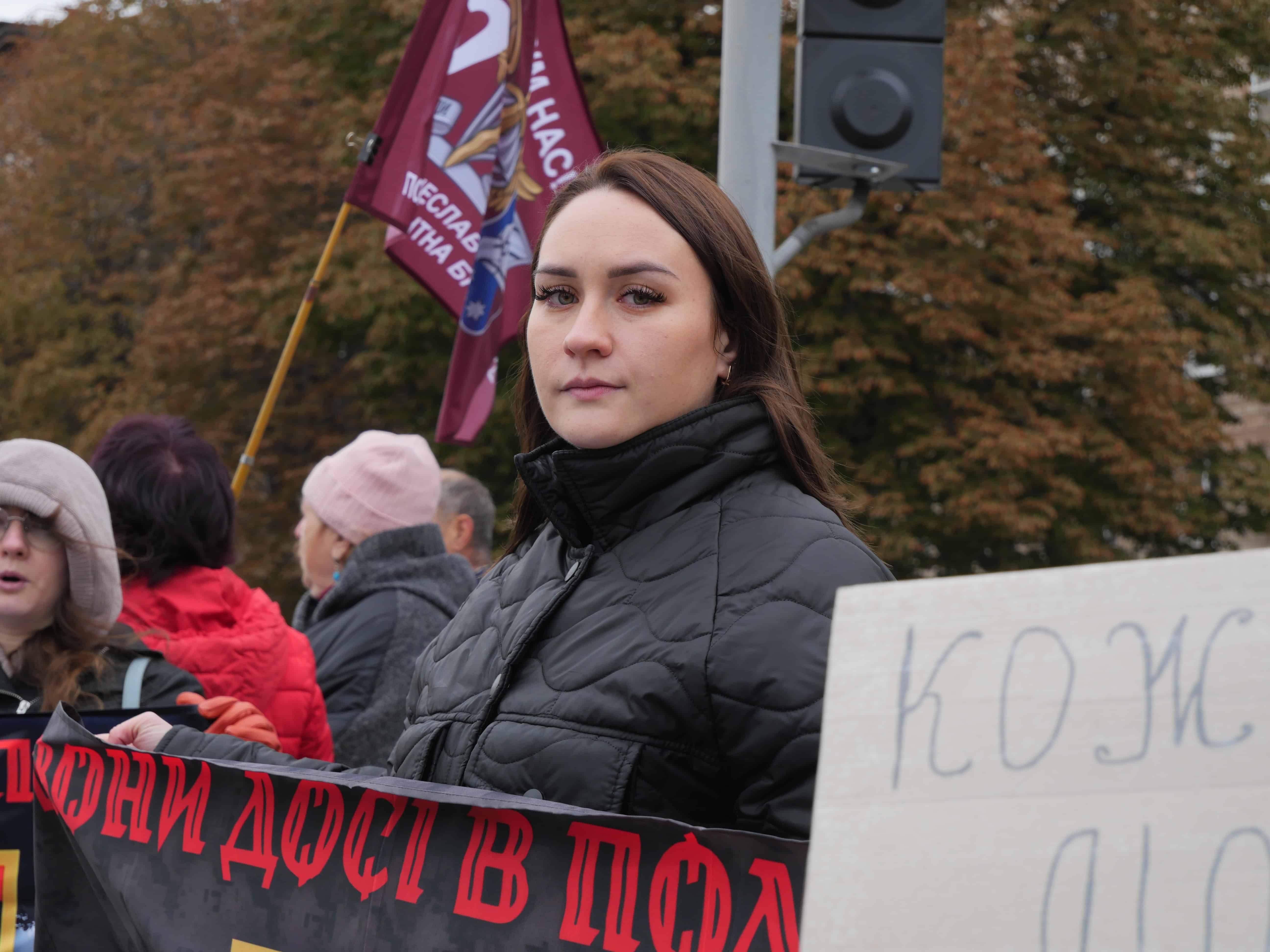 Волю всім полоненим: в Запоріжжі відбулась акція на підтримку полонених – ФОТОРЕПОРТАЖ