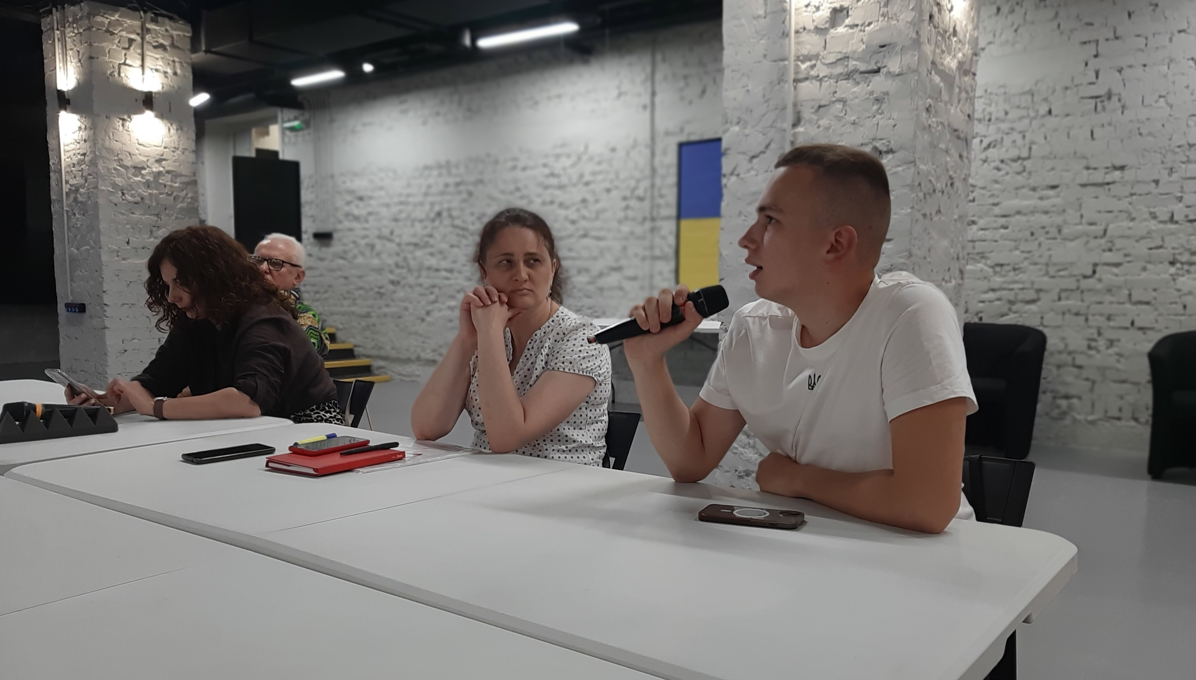 У Запоріжжі обговорили оновлення статуту міста: депутати не прийшли