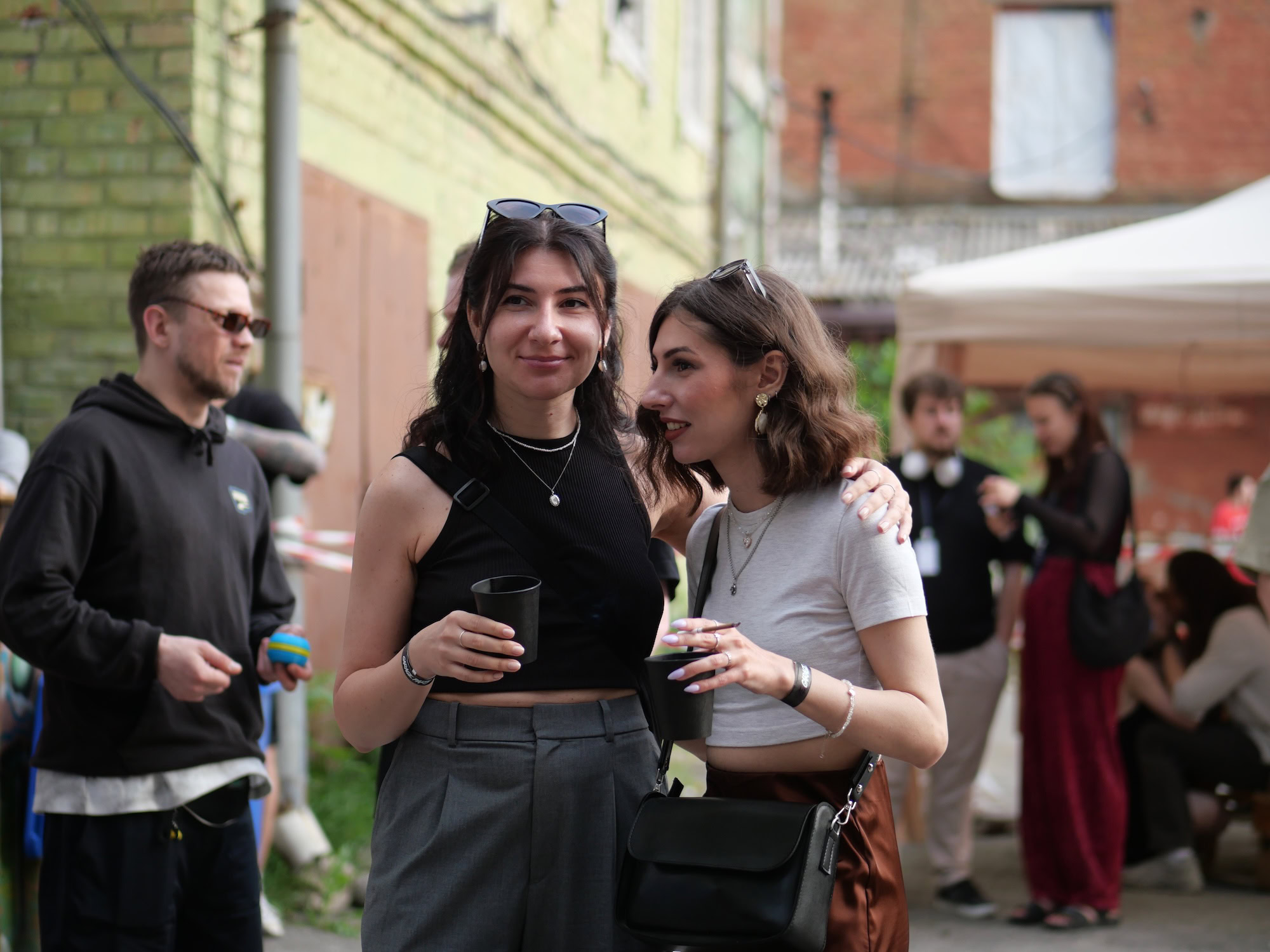 Музика, дощ і хот-доги: як танцювали в Запоріжжі на Гараж паті
