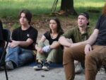 «Clean & Dance»: як небайдужі запоріжці прибирали у сквері Тарасова під музику