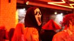 Костюми, аніме та техно: як Запоріжжя відсвяткувало Геловін